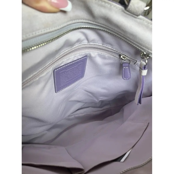 COACH Large Gray Suede Shoulder/Tote Bag NEEDS cleaning - Picture 3 of 9